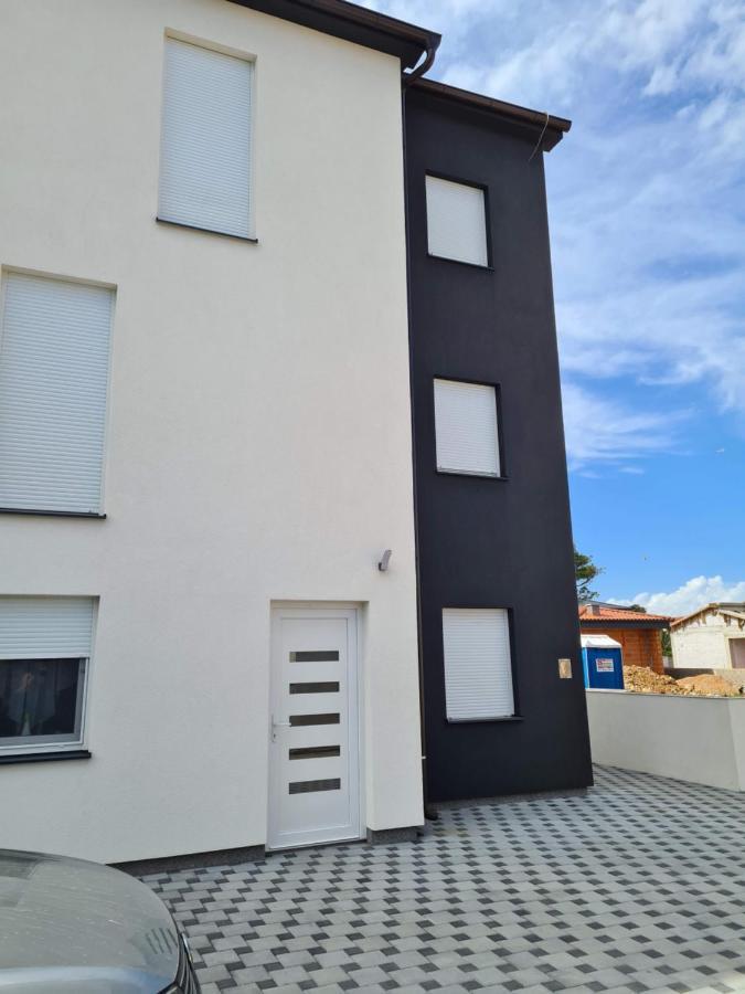 Vila Slavica Vir Εξωτερικό φωτογραφία