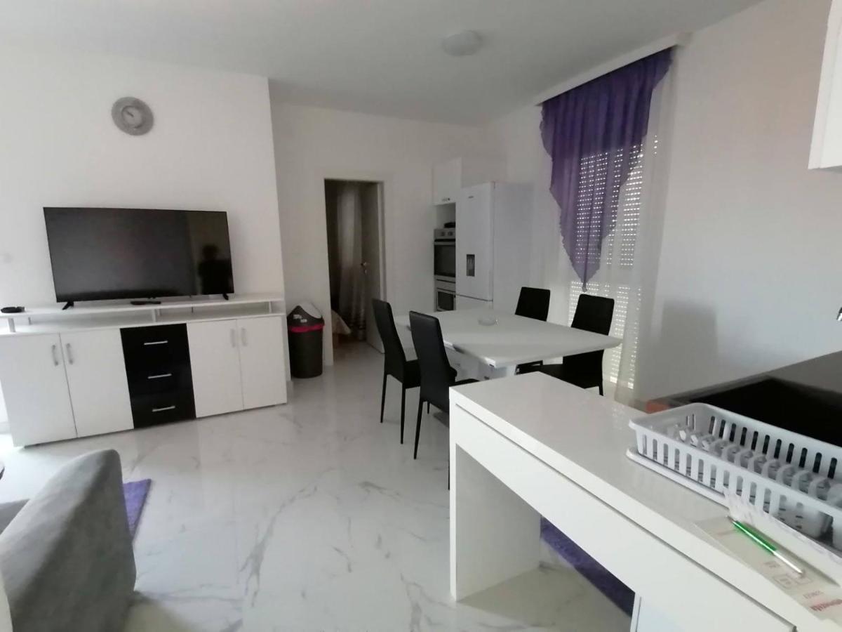 Vila Slavica Vir Εξωτερικό φωτογραφία